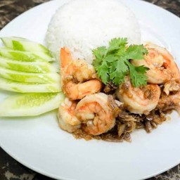 กุ้งกระเทียมราดข้าว