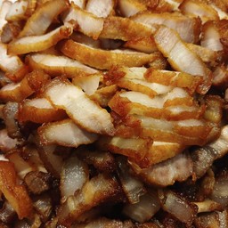 สามชั้นทอดน้ำปลา+หมูนมสด