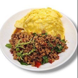 ข้าวกะเพรา+ไข่ข้นนุ่มๆ