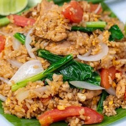ข้าวผัดรถไฟ