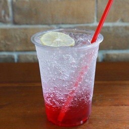 น้ำแดงโซดา Iced Red Soda