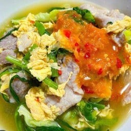 สุกี้ หมู ทะเล