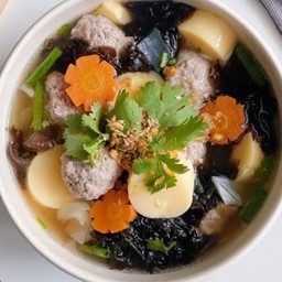 ต้มจืดหมูสับ ผักกาดขาว สาหร่าย