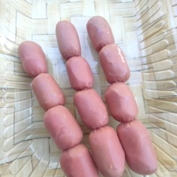 ไส้กรอกแดง