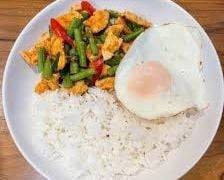 ข้าว ผัดพริกแกงไก่