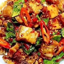 กับ/หมูกรอบผัดพริกเผา