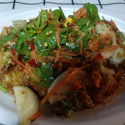 ยำไข่ดาว