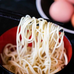 เส้นราเมง