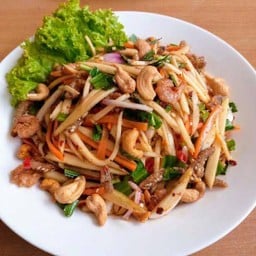 ยำให้หรอย
