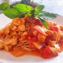 สปาเก็ตตี้ผัดซอสมะเขือเทศ มังสวิรัติ