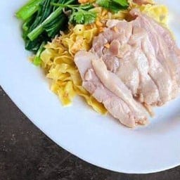 Fettuccine with Hainanese Chicken Fat 海南鸡油意大利宽面 พาสต้าเส้นแบนมันไก่