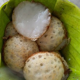 ขนมครกแม่พรทิพย์ ตลาดสดเทศบาล.ชะอำ