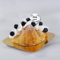บลูเบอรี่ครัวซองต์ อบสดใหม่ 1ชิ้น (พร้อมเสริฟครับ)