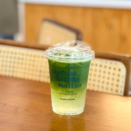 มัทฉะน้ำช่อดอกมะพร้าว