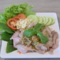 คอหมูสะดุ้ง