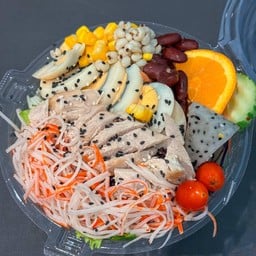 Salad Homemade & Mixed Fruit สลัด และ ผลไม้ปอก