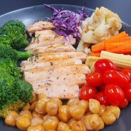 สลัดอกไก่ปลอดสาร +Chickpea Organic +ผักปลอดสาร ย่างน้ำมันมะกอก กรดไหลย้อนกินได้