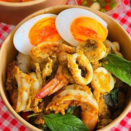 ข้าวห่อหมกซีฟู๊ดขยี้ไข่