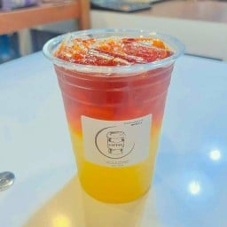 咖啡廳กาแฟสดCoffee@รสฤดีอพาร์ทเมนต์ บ้านบึง