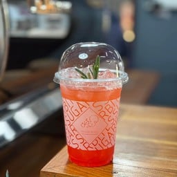 สตรอเบอร์รี่โซดา