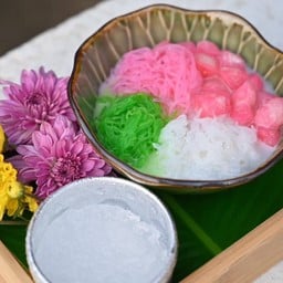 ซาหริ่ม ทับทิมกรอบ
