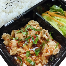 ข้าวไก่ซอสจิ้มแจ่ว