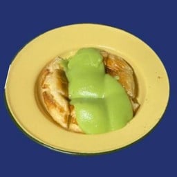 BUN ปิ้ง  |  สังขยาใบเตย