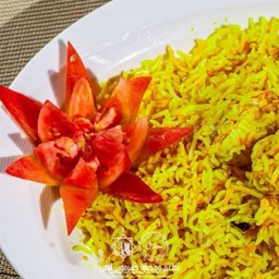 Guarneri Chicken With Biryani ربع برياني 