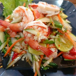ตำเเตงปลาร้า กุ้งสด กุงลวก