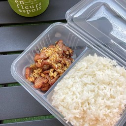 หมูทอดกระเทียม