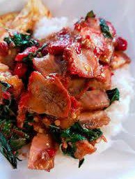 ข้าวหมูแดงหมูกรอบ