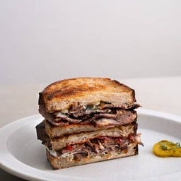 Gyro lamb toastie