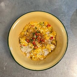 ข้าวโคตรไข่คั่วพริกเกลือ