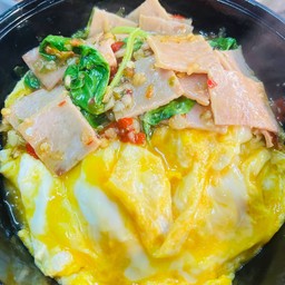 ข้าวไข่ข้นกะเพราแฮม