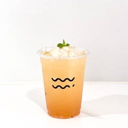 ชาลิ้นจี่ (Lychee Tea)