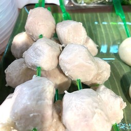 ลูกชิ้นเอ็นไก่