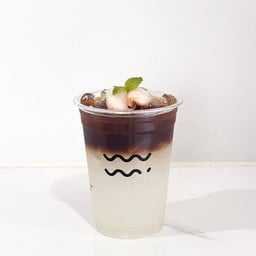 อเมริกาโน่ลิ้นจี่ (Lychee Americano)