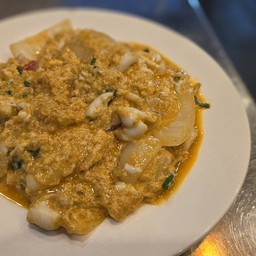 กะหรี่ปลาหมึก