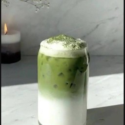 มัทฉะลาเต้ พรีเมี่ยม