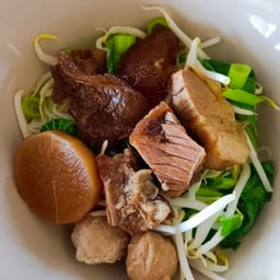 เกาเหลาเนื้อตุ๋น