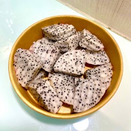 ผลไม้ชื่นใจประชาชื่น