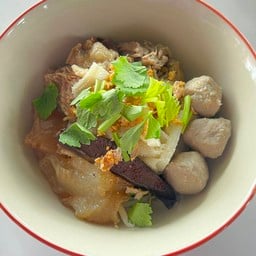 เกาเหลาเนื้อรวม