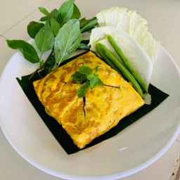 ไข่เจียวห่อลาบ