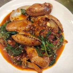 หอยลายผัดพริกเผา