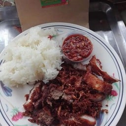 หมูทอดถุงกระดาษเจ้าเก่านครสวรรค์By พี่แหม่ม