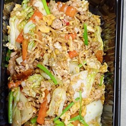 ผัดมาม่า (ตามสั่ง)