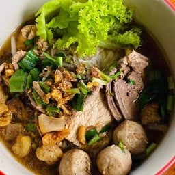 ก๋วยเตี๋ยว&ชาหม่อม