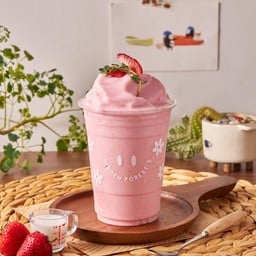 สตอรเบอรี่ นมสด สมูตตี้