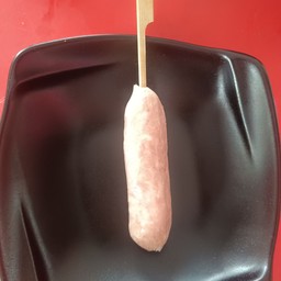 ไส้กรอกอีสานชมพูเปรี้ยวน้อย