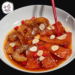 ผสมจัมโบ้ กุ้ง, แซลมอนดอง พร้อมน้ำจิ้มซีฟู๊ดมะนาวสด